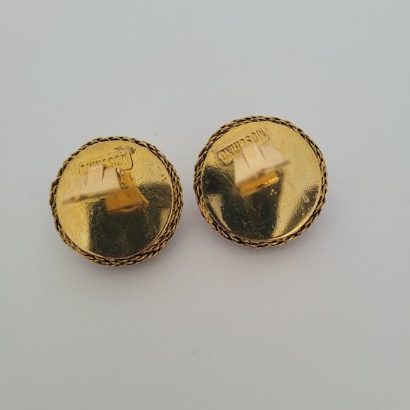 Vintage Moschino Spiral Button Gold Tone Clip on Earrings Round Glam Statement - Picture 4 of 6